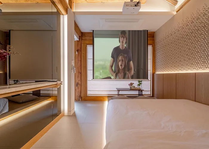 Appartement Luxury Traditional Hanok - Private Entire - Memorystay Hyoja Seoel
